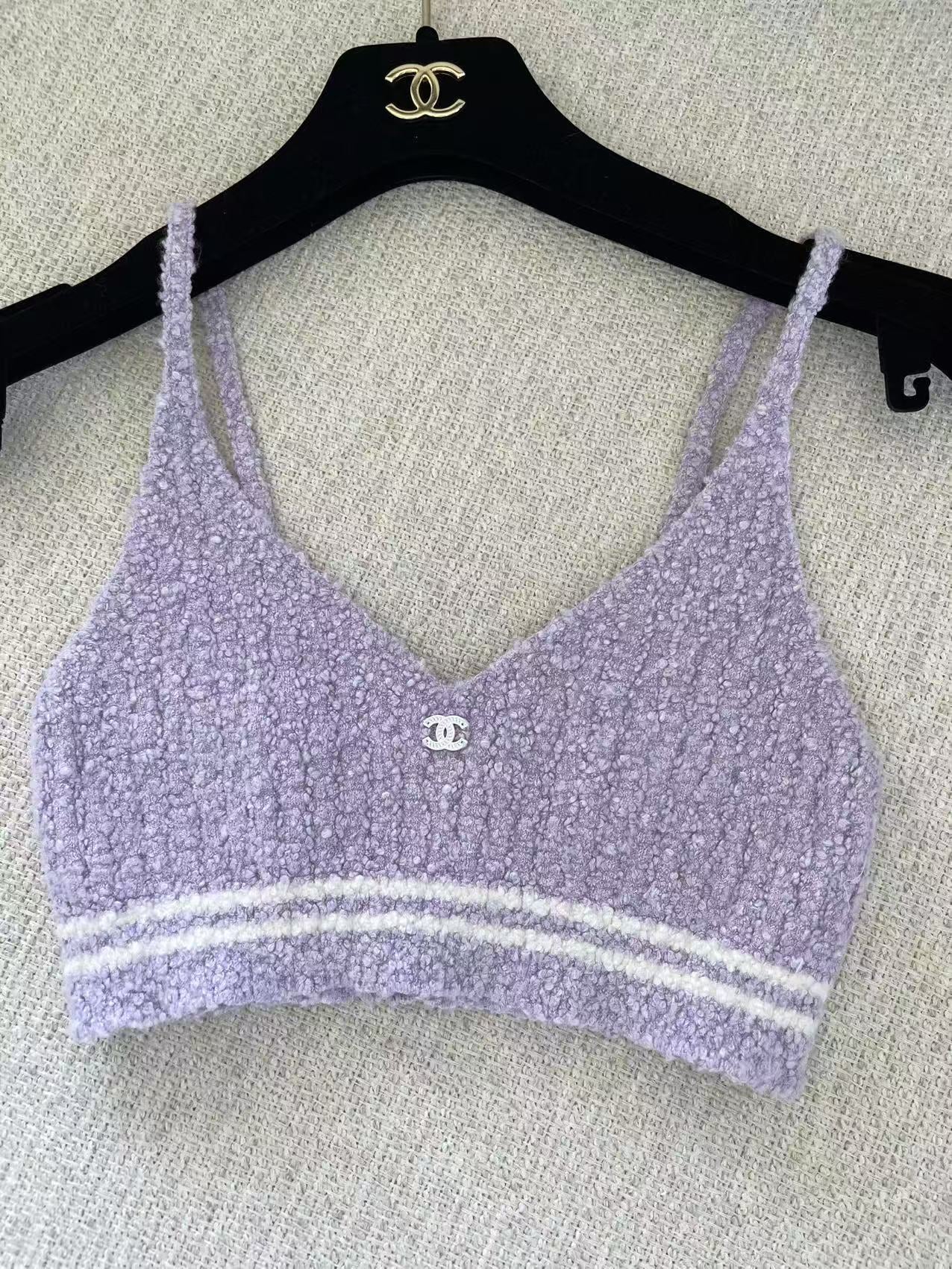 Chanel crop top 36