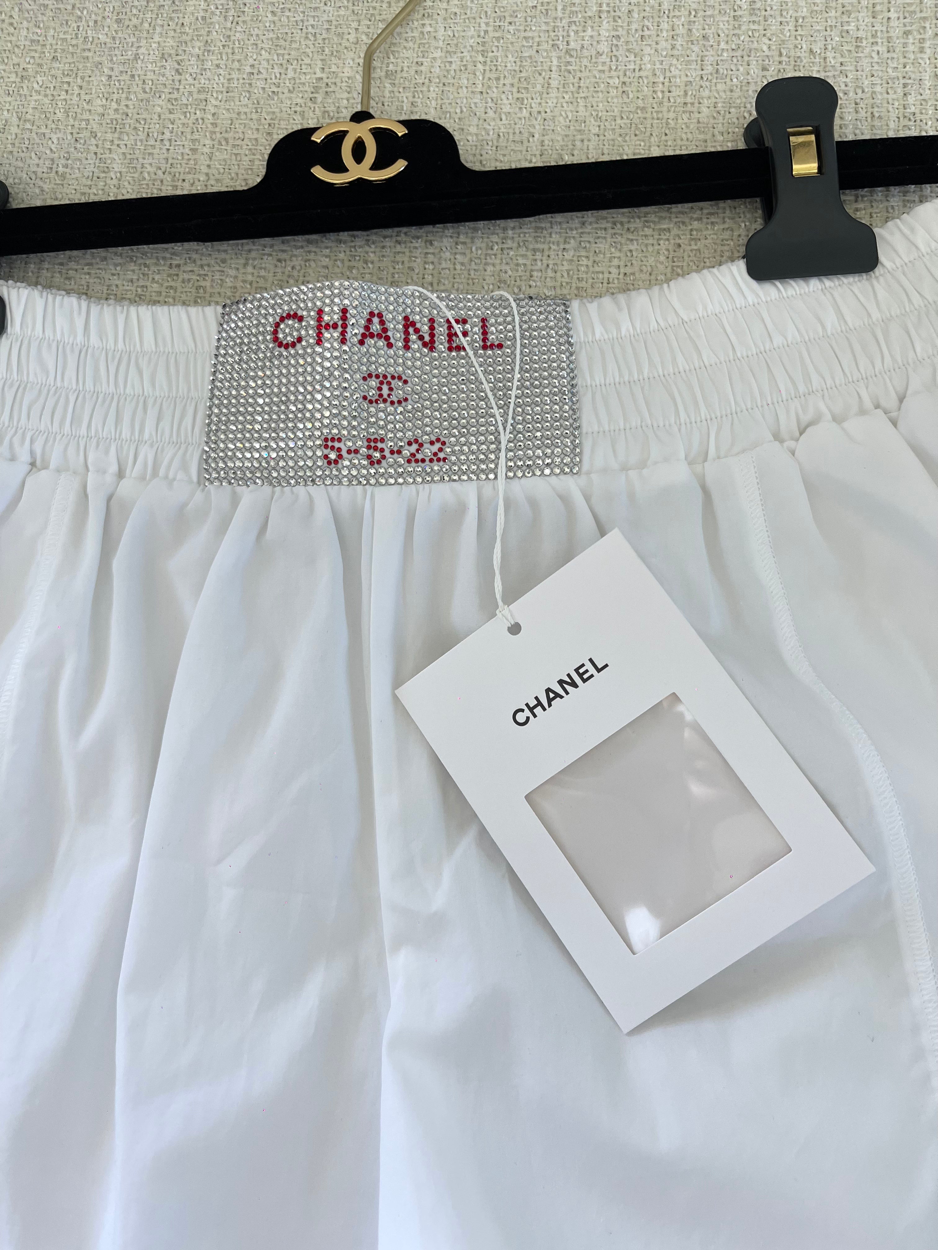 Chanel Shorts 36