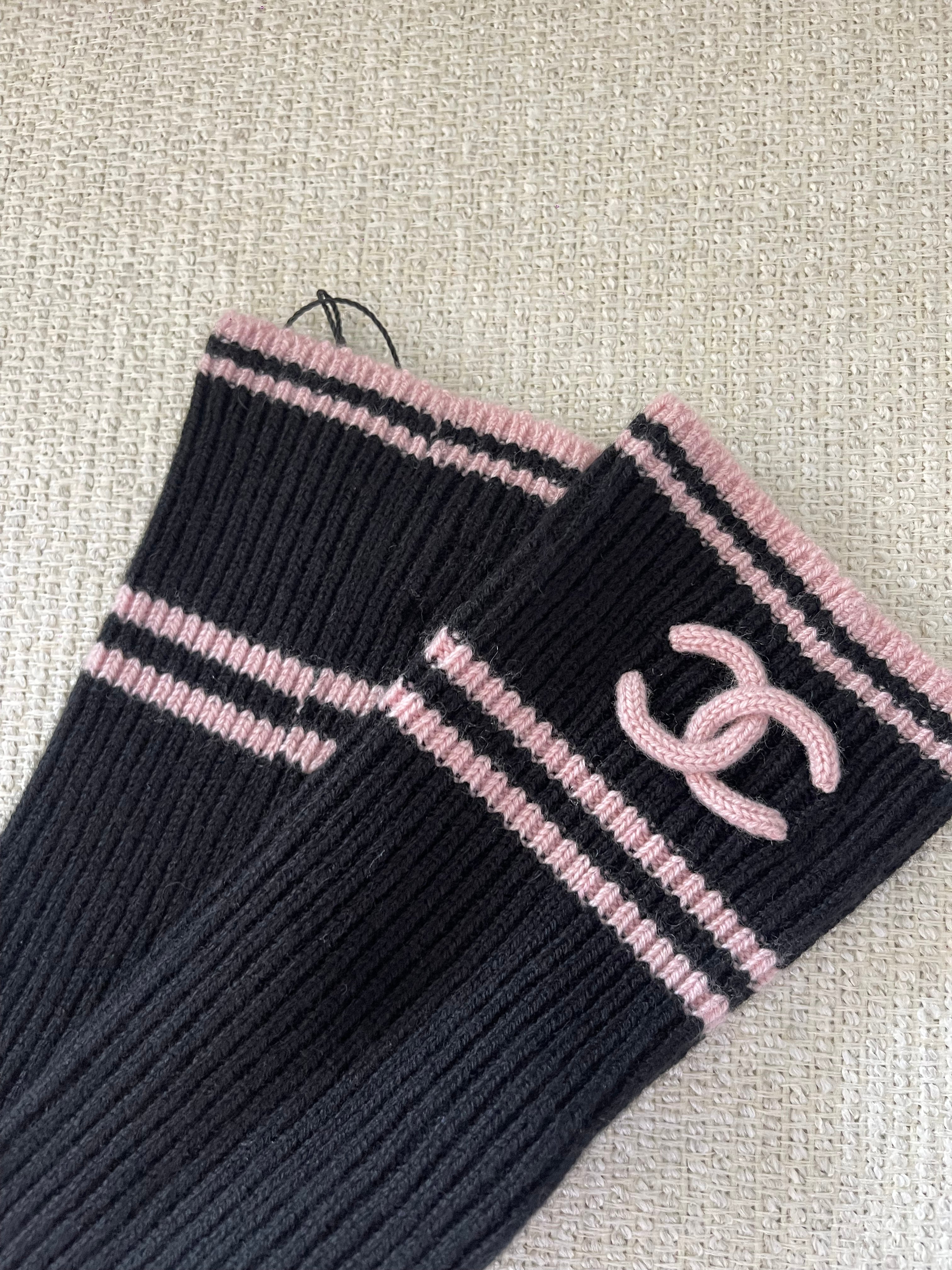 Chanel 25B socks