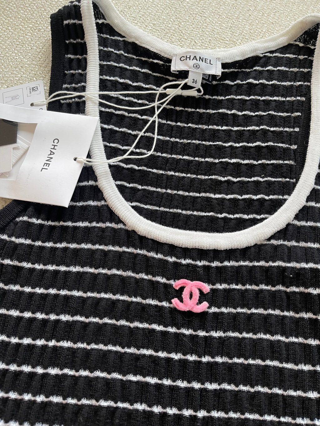 Chanel tank 36