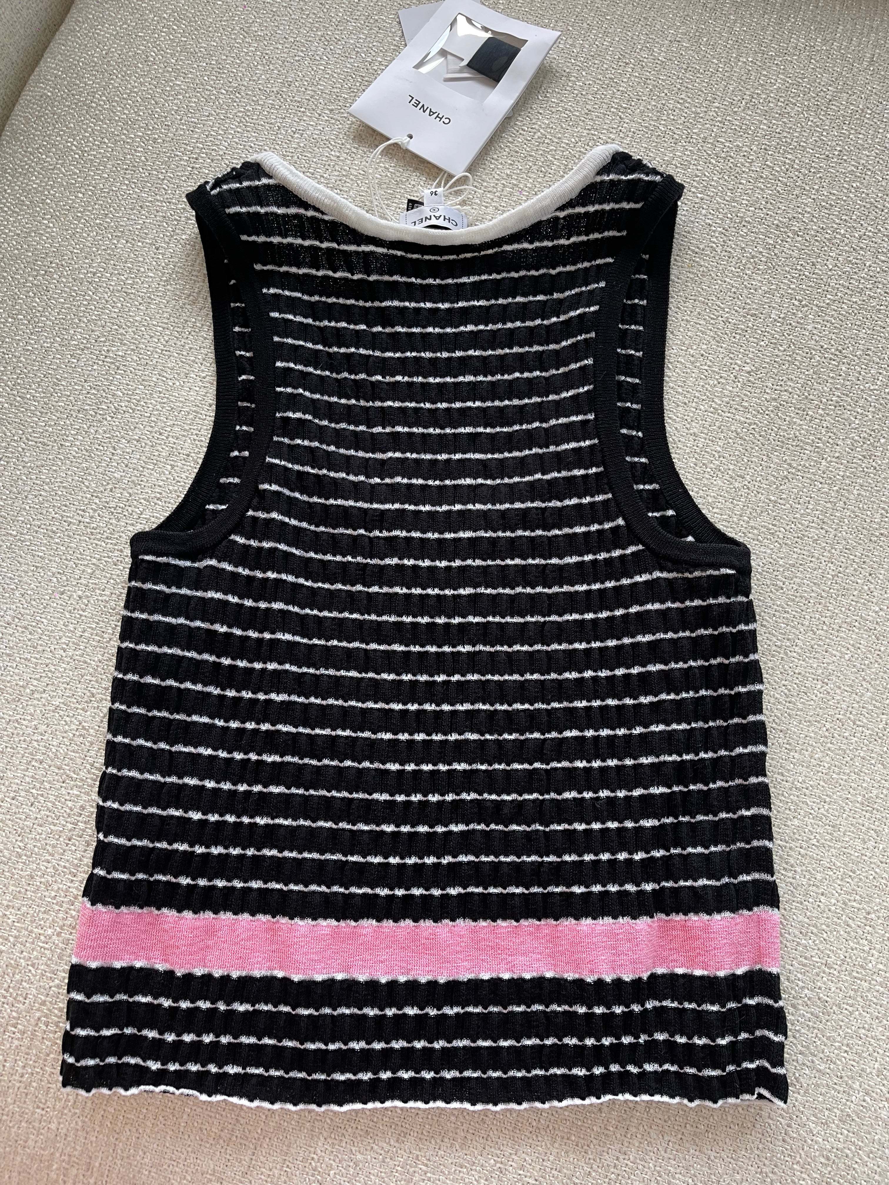 Chanel tank 36