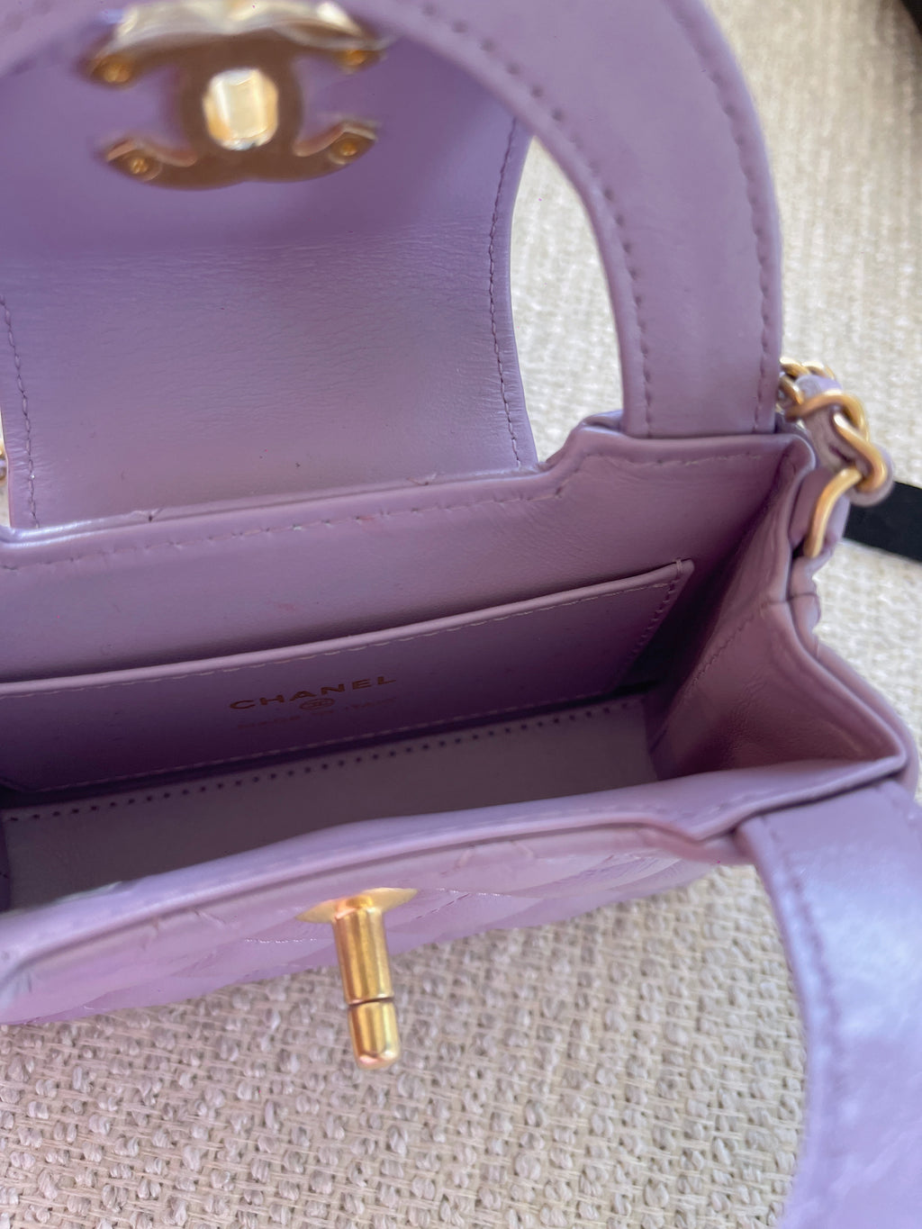 Chanel Kelly nano mini