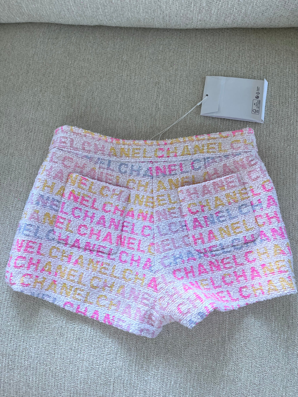 Chanel shorts 34