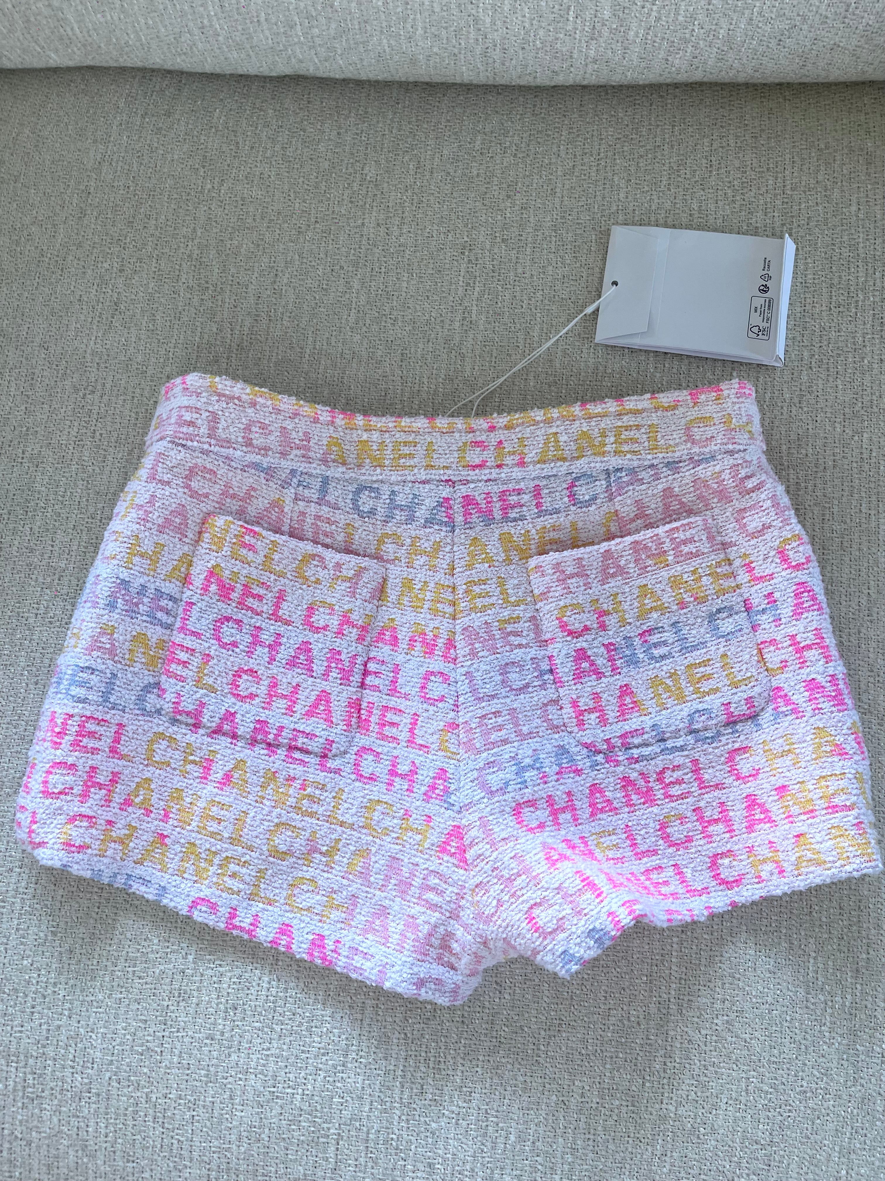 Chanel shorts 34