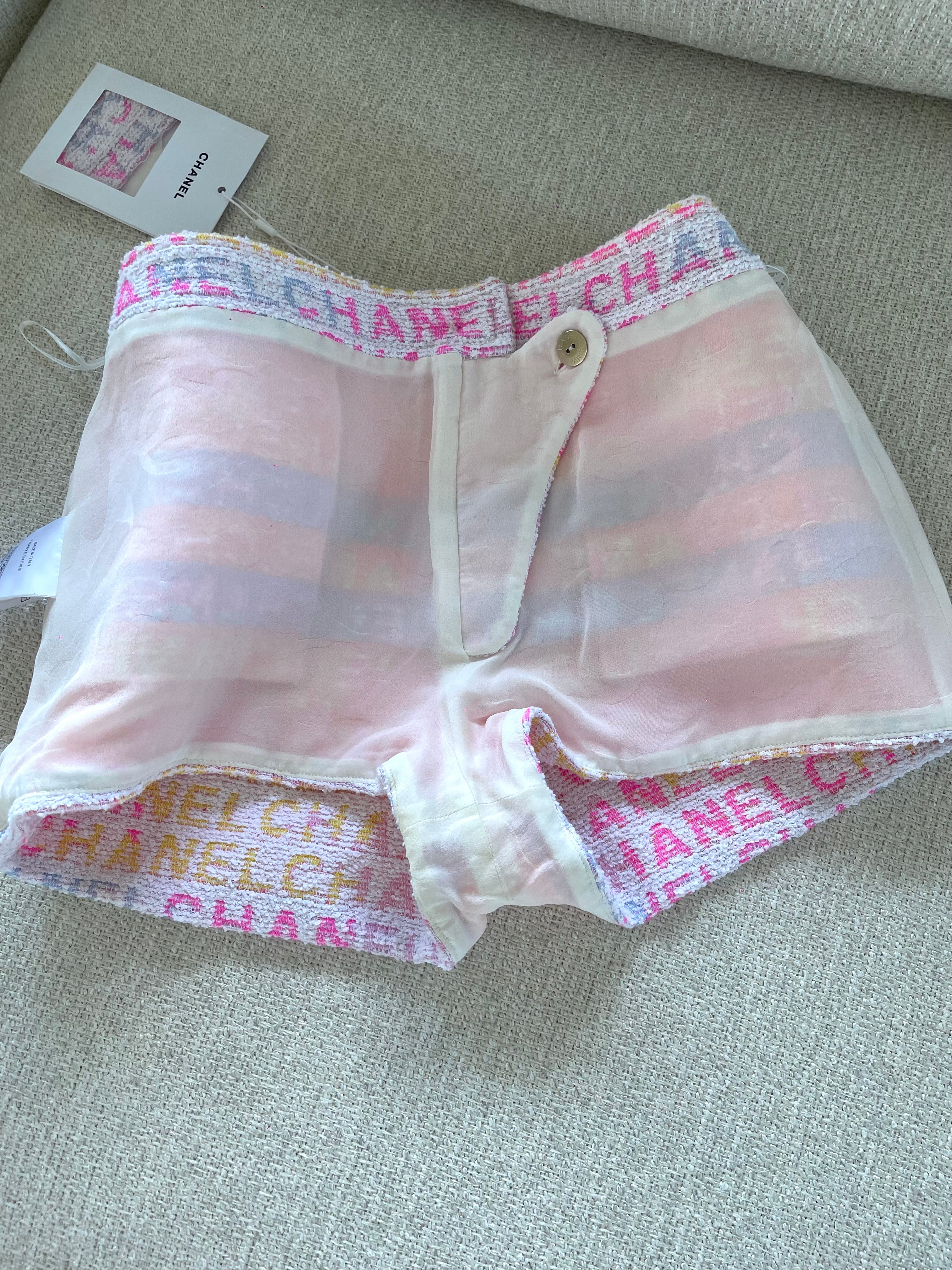 Chanel shorts 34