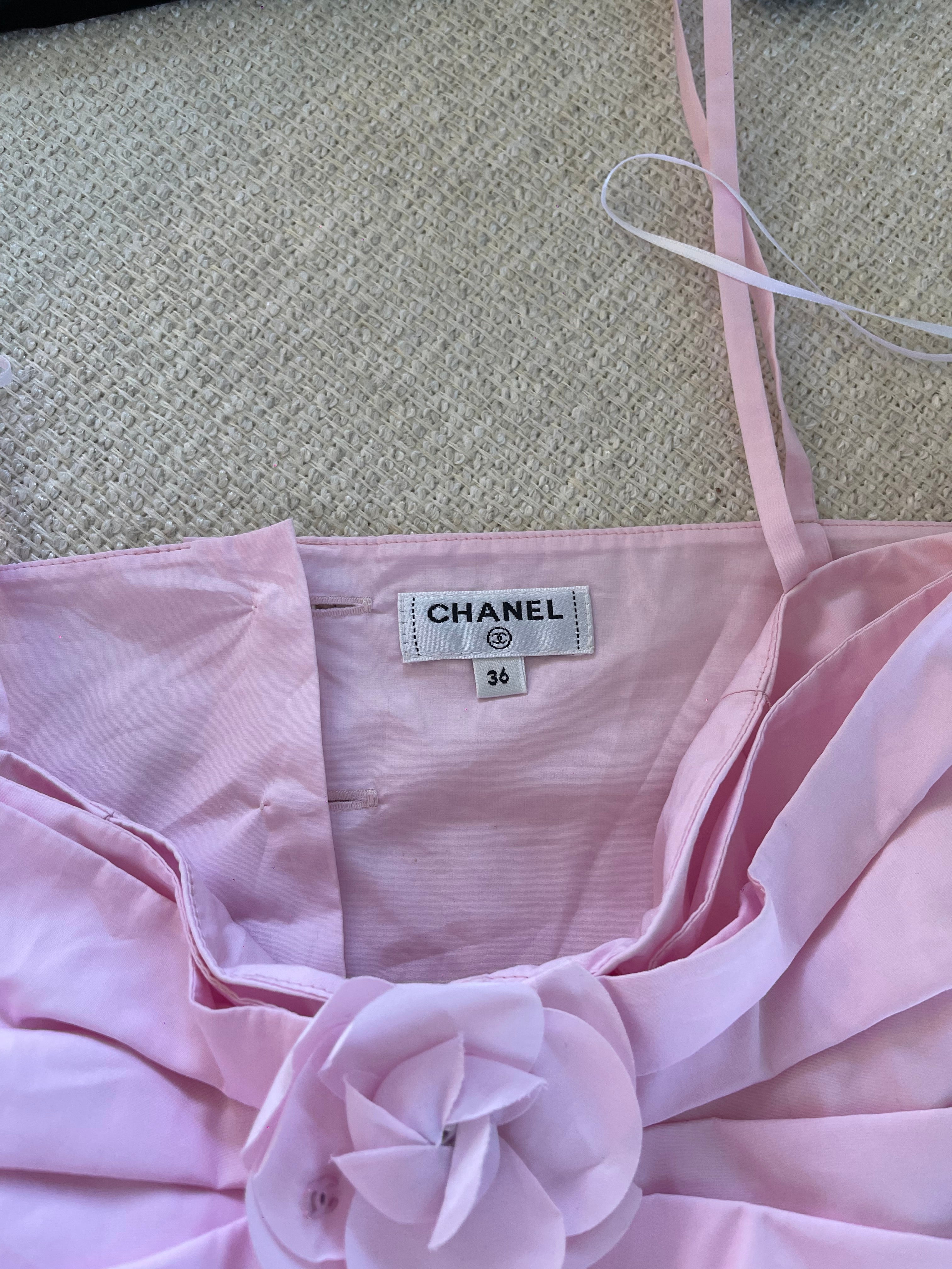 Chanel crop top  36