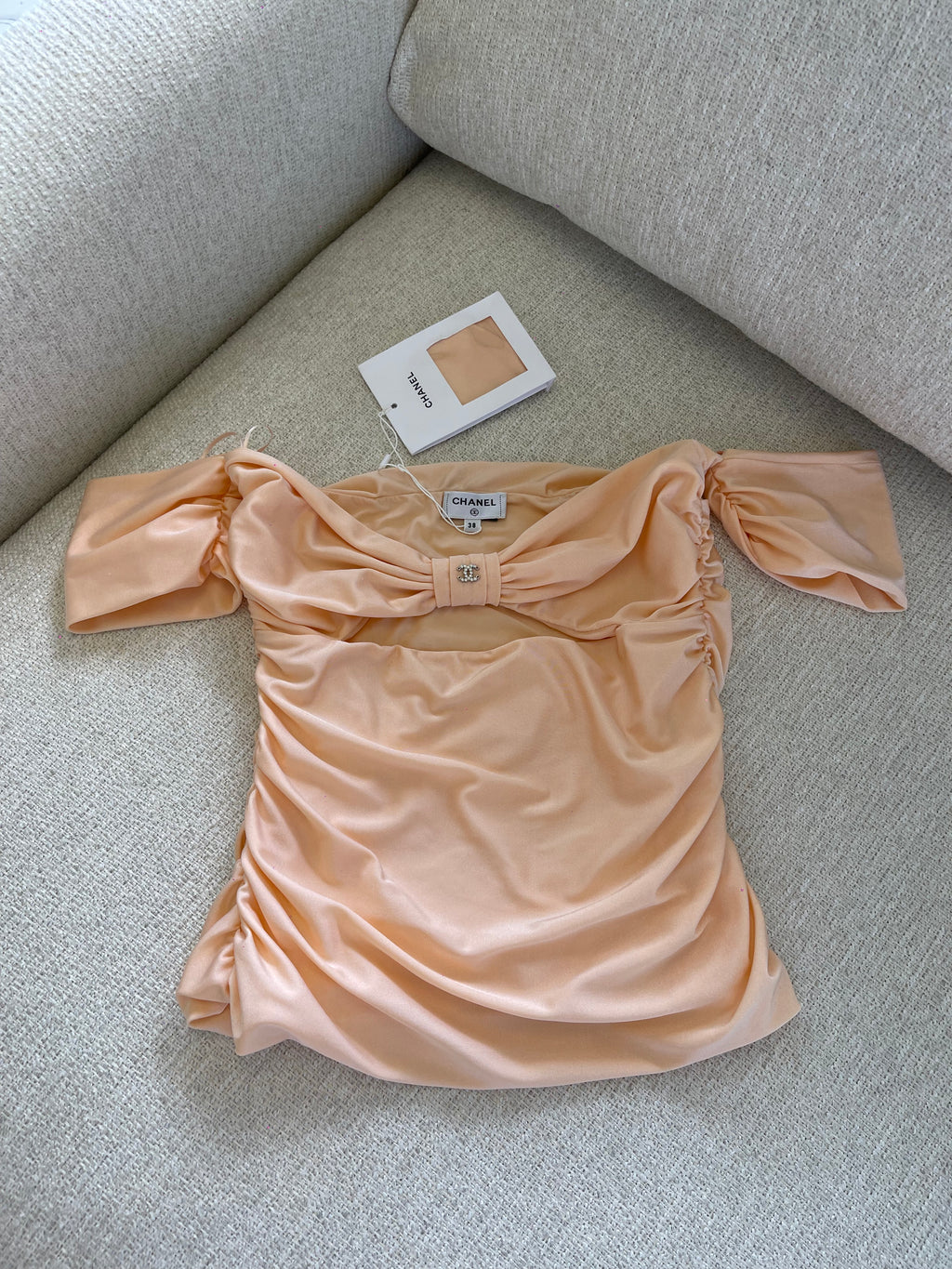 Chanel blouse 38