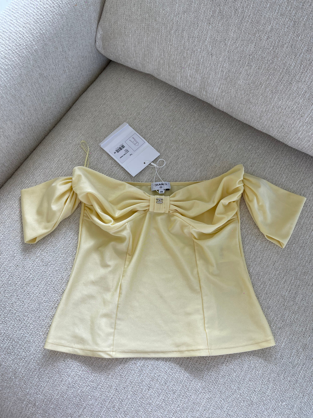Chanel blouse 38