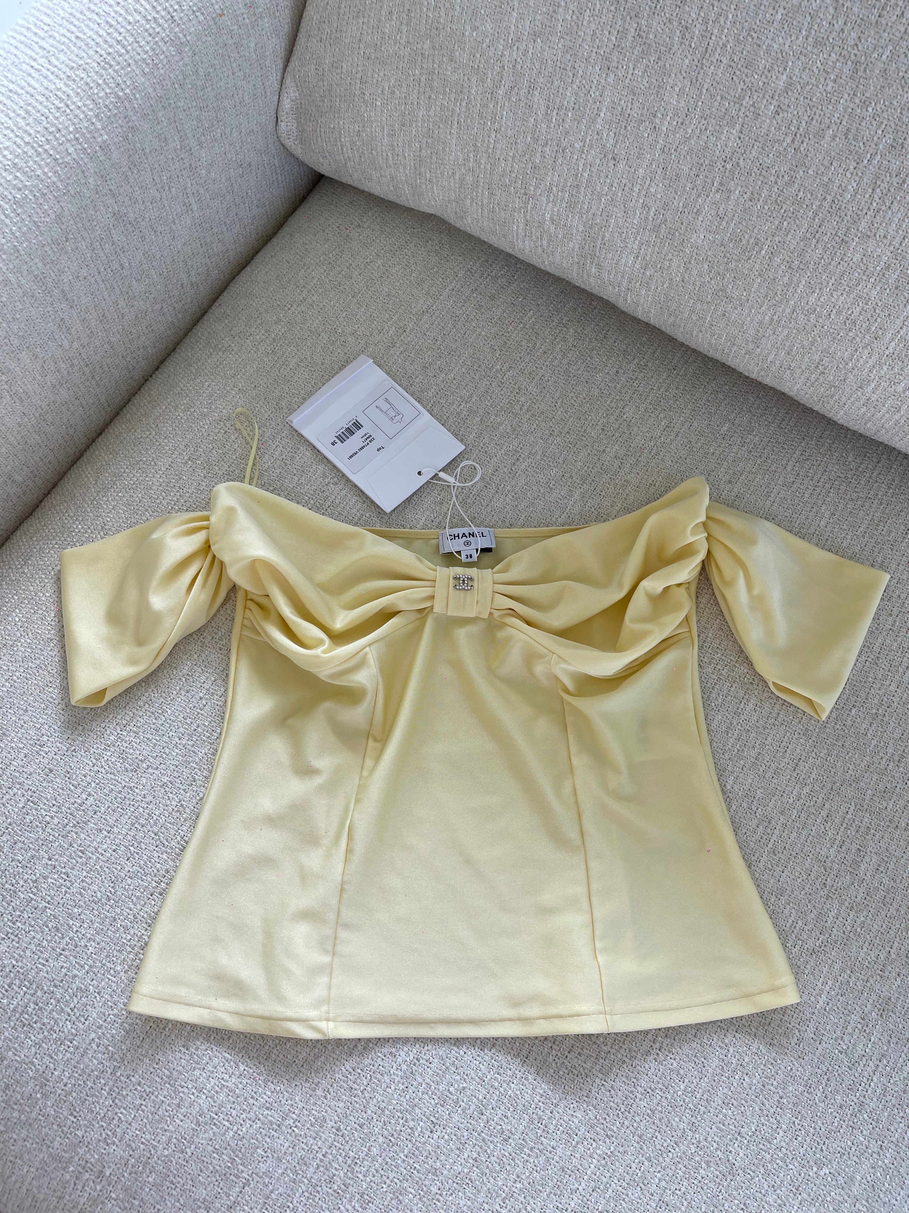 Chanel blouse 38