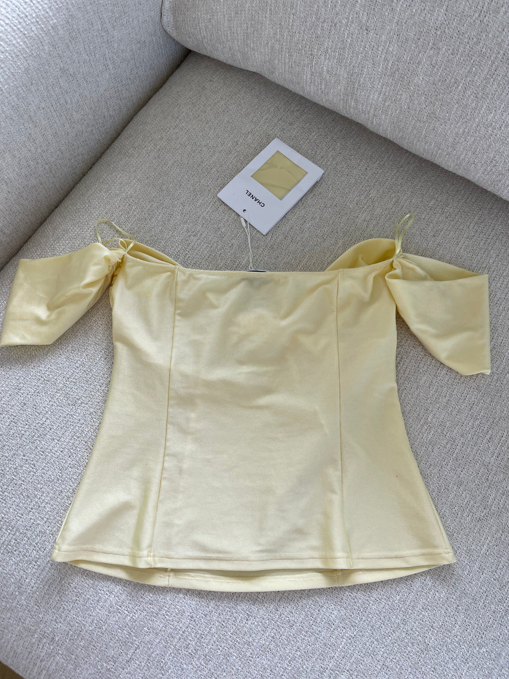 Chanel blouse 38
