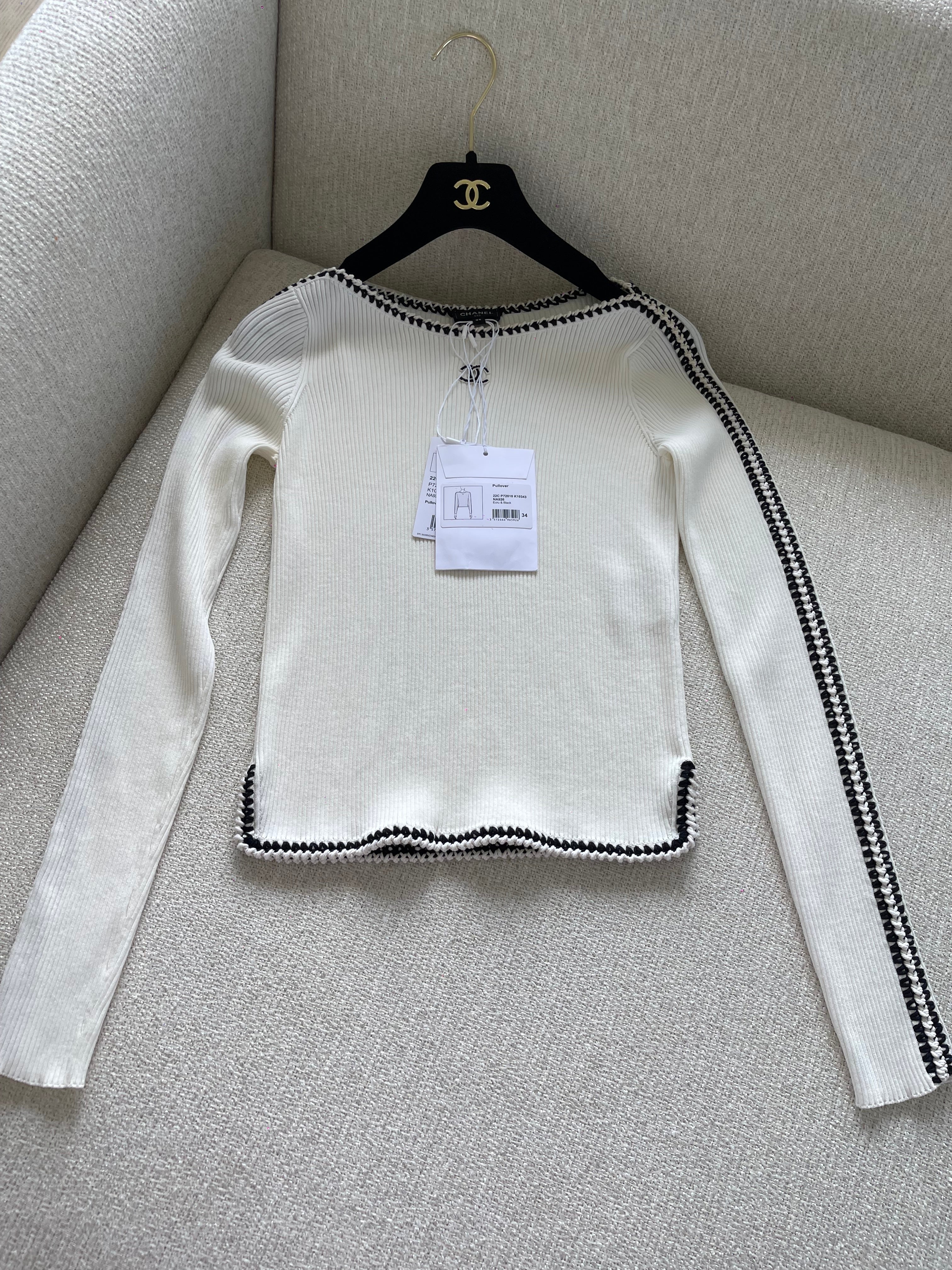Chanel jumper 34