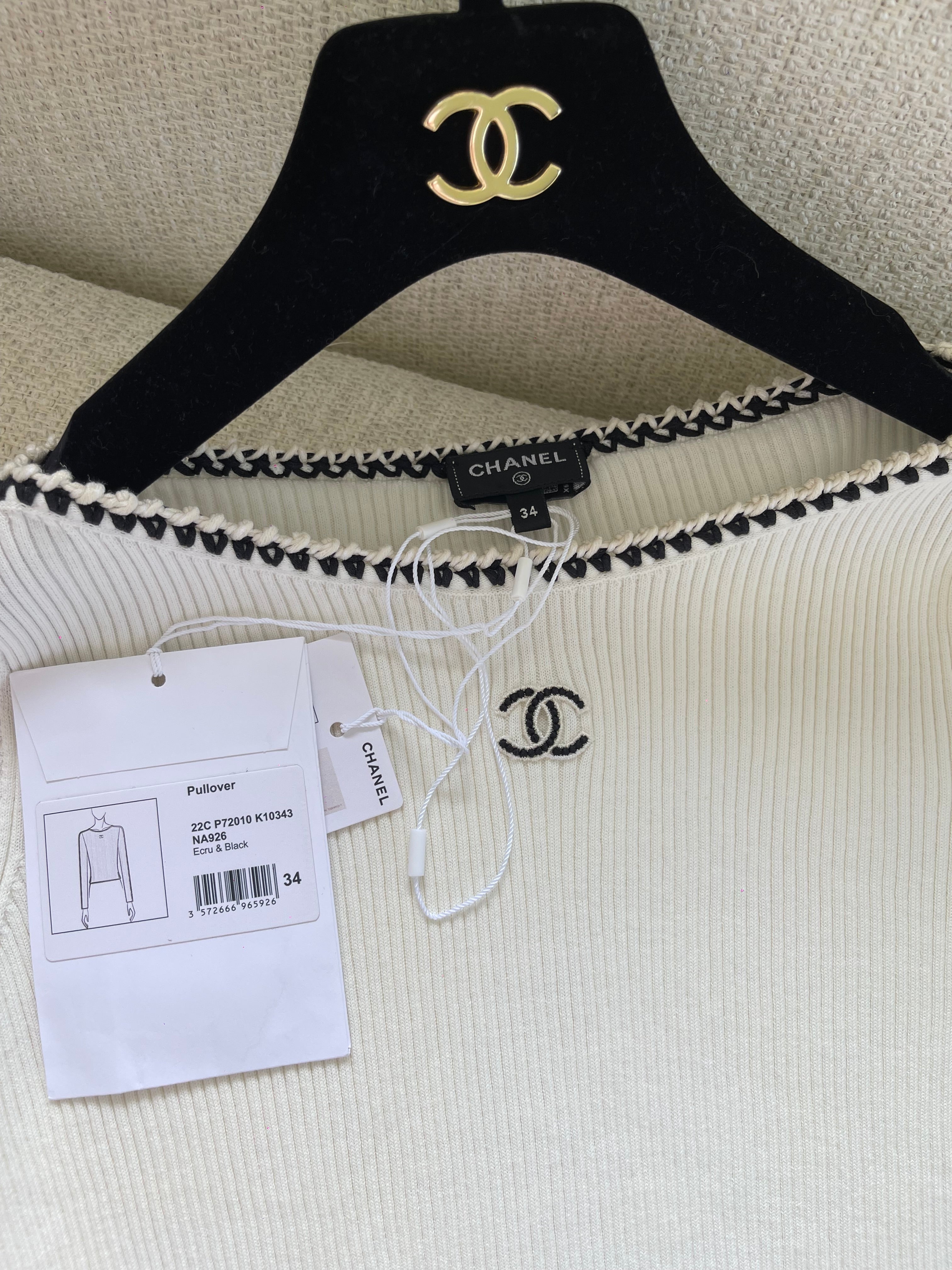 Chanel jumper 34