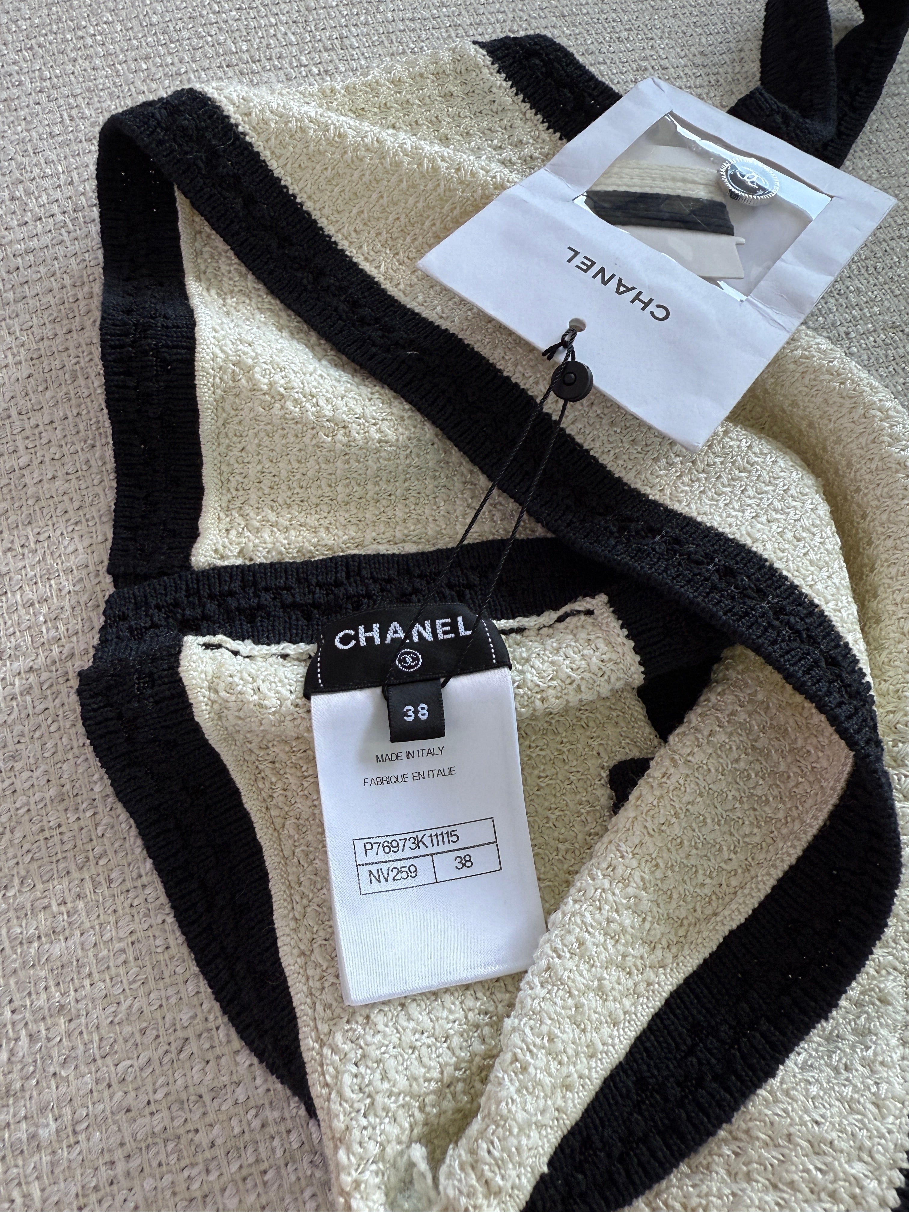 Chanel crop top 38
